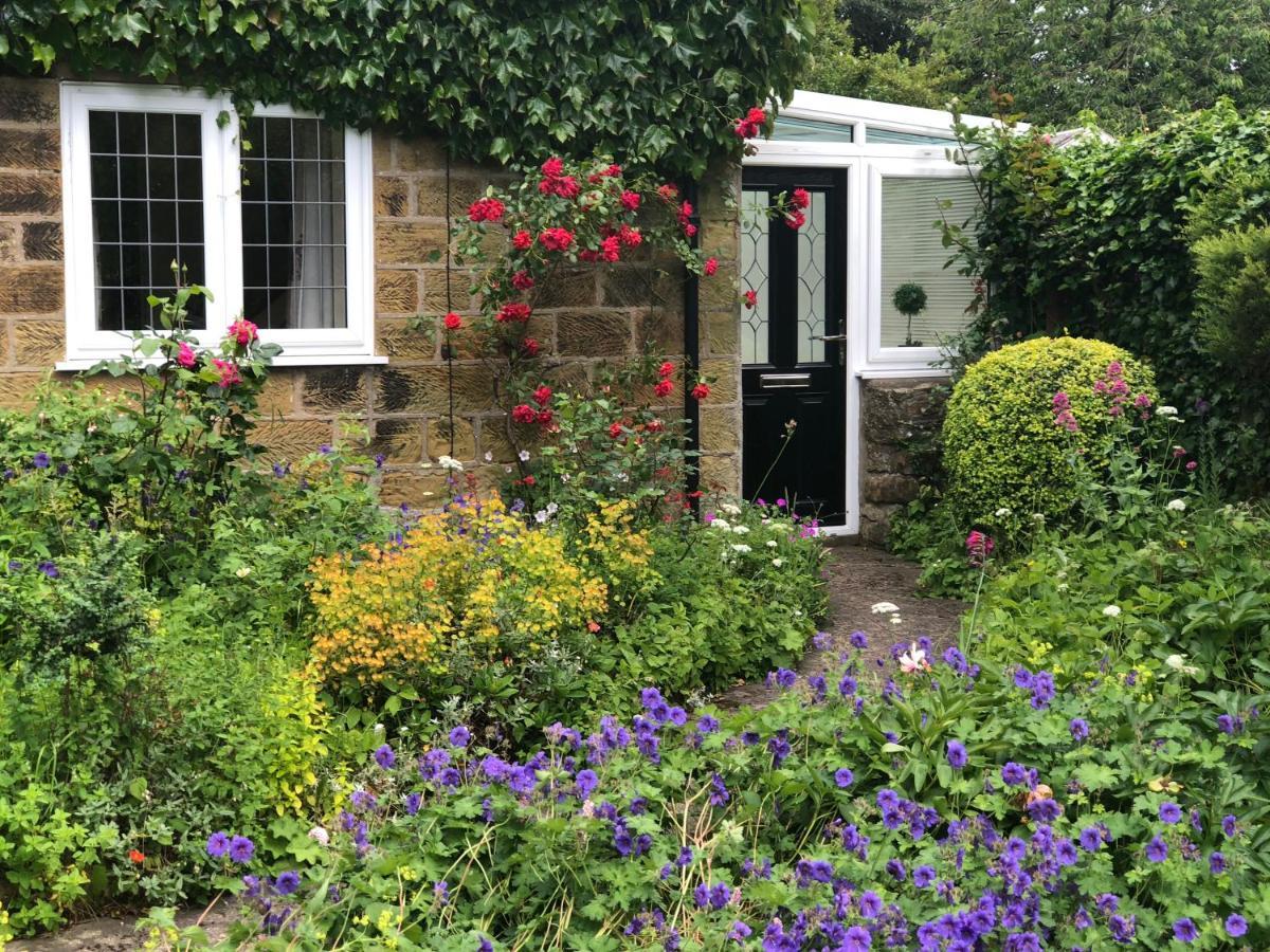 Scalby Grove Cottage Скарбъро Екстериор снимка